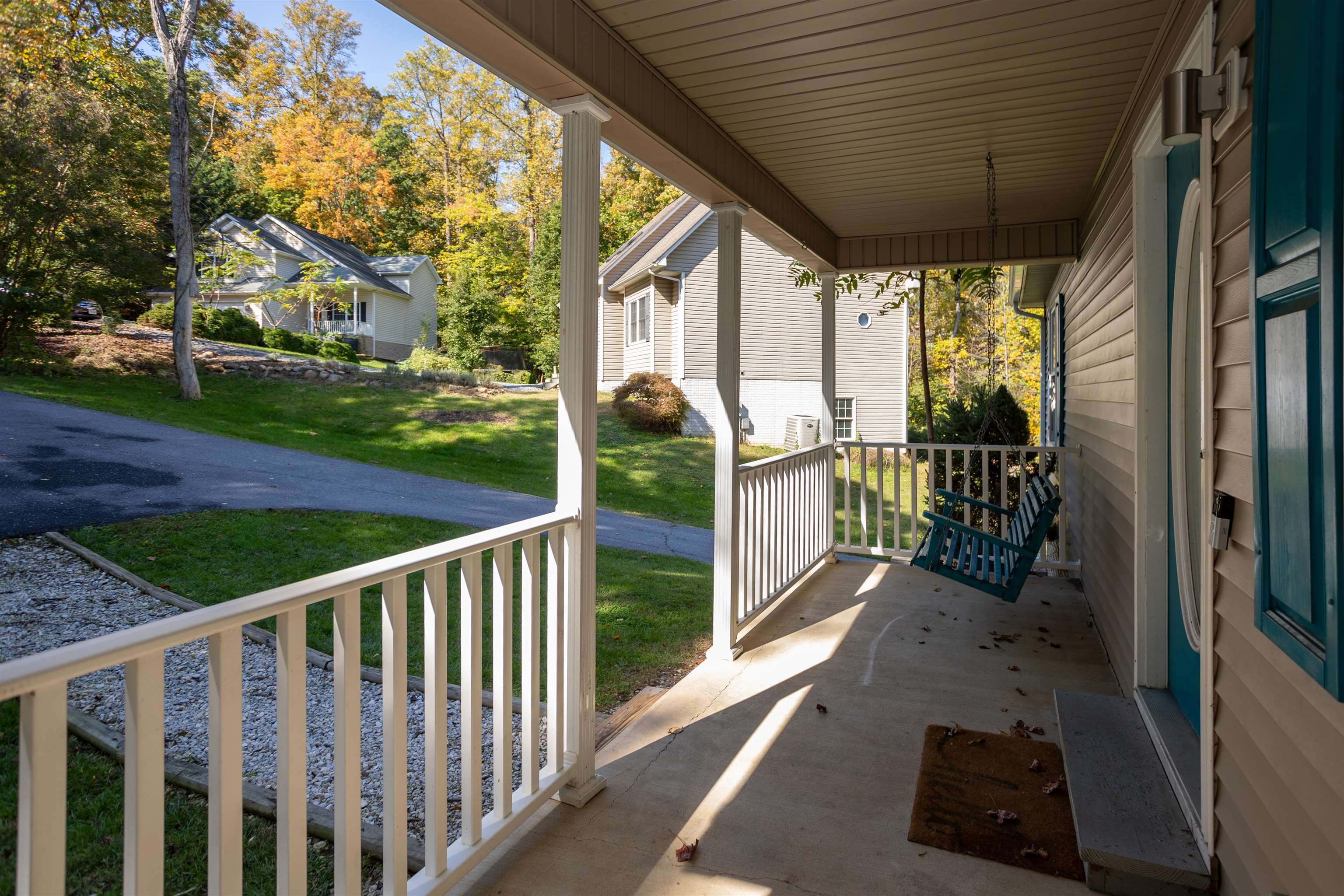 274 RHODODENDRON CT