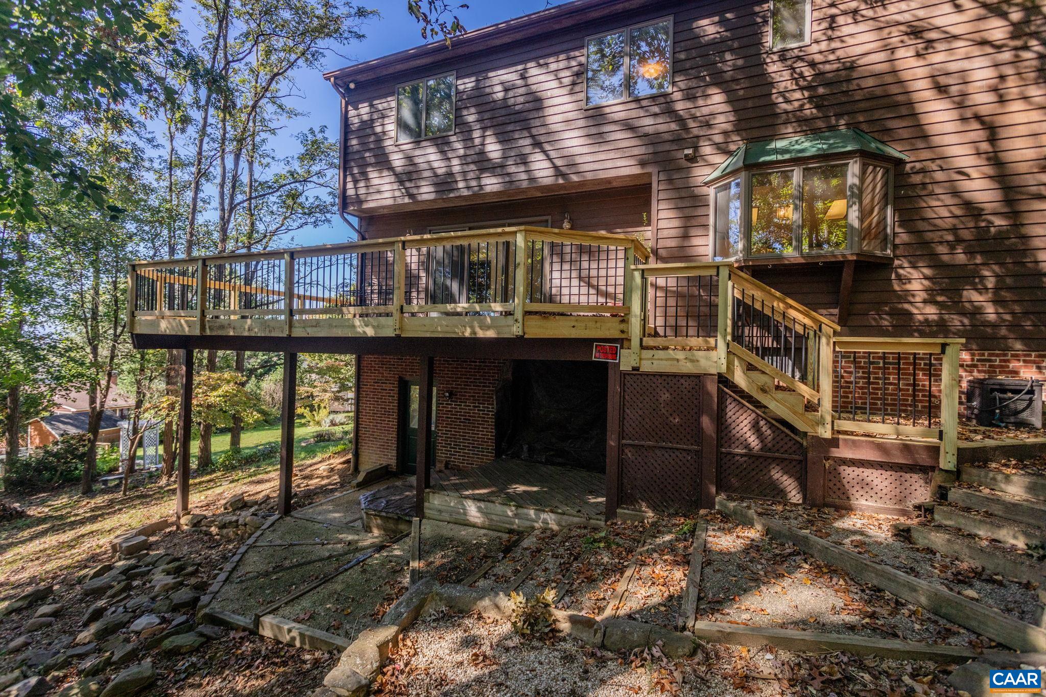 1156 SPRINGFIELD DR