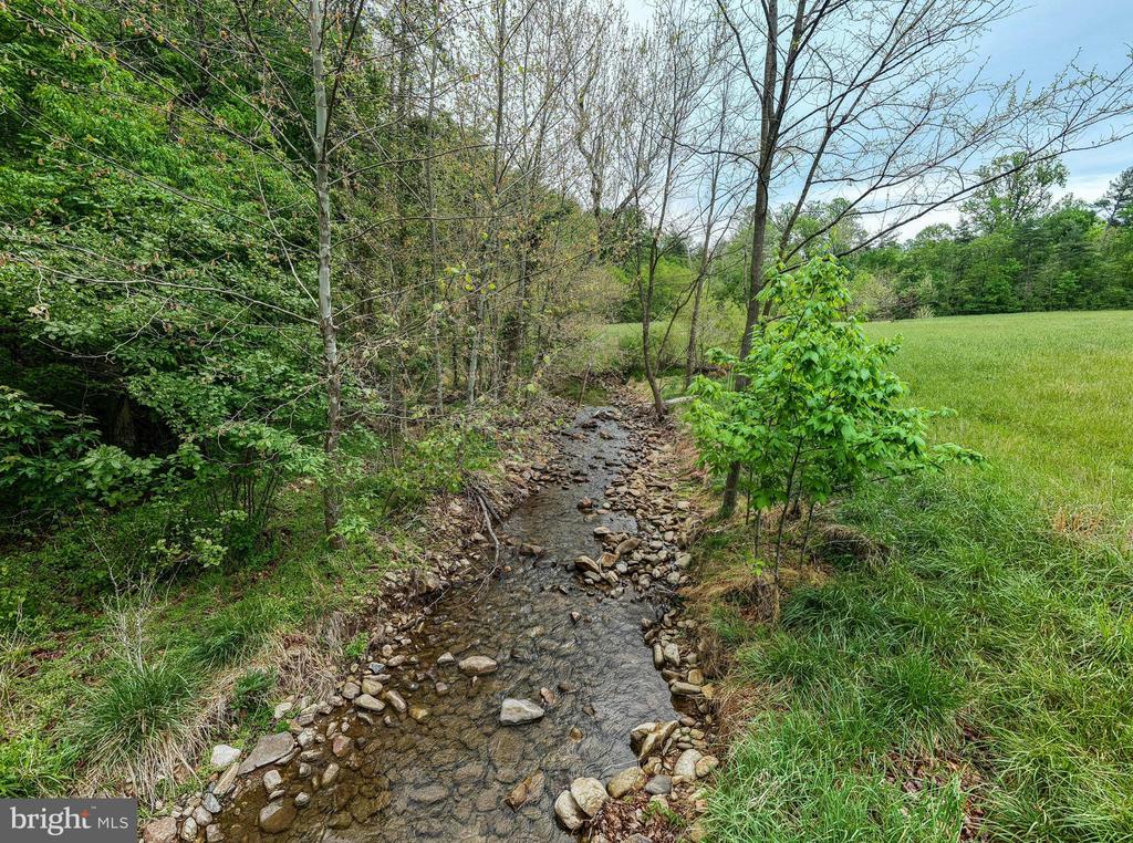 2645 DRY RUN RD