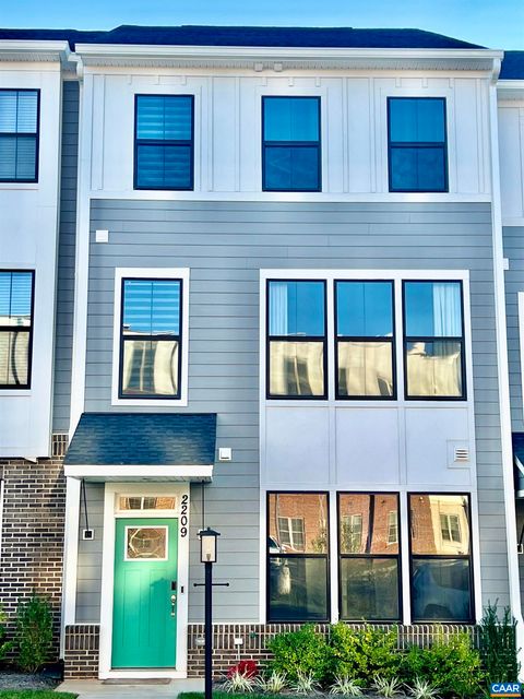 Photo of 2209 Swallowtail Ln, Charlottesville, VA 22902 (MLS # 670046)