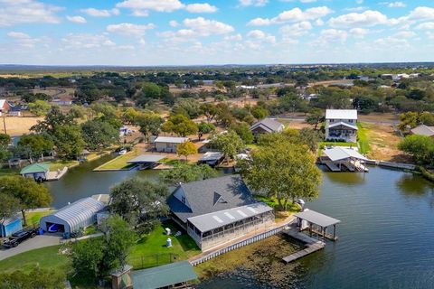 Photo of 116 Shady Drive, Sunrise Beach, TX 78643 (MLS # 175439)