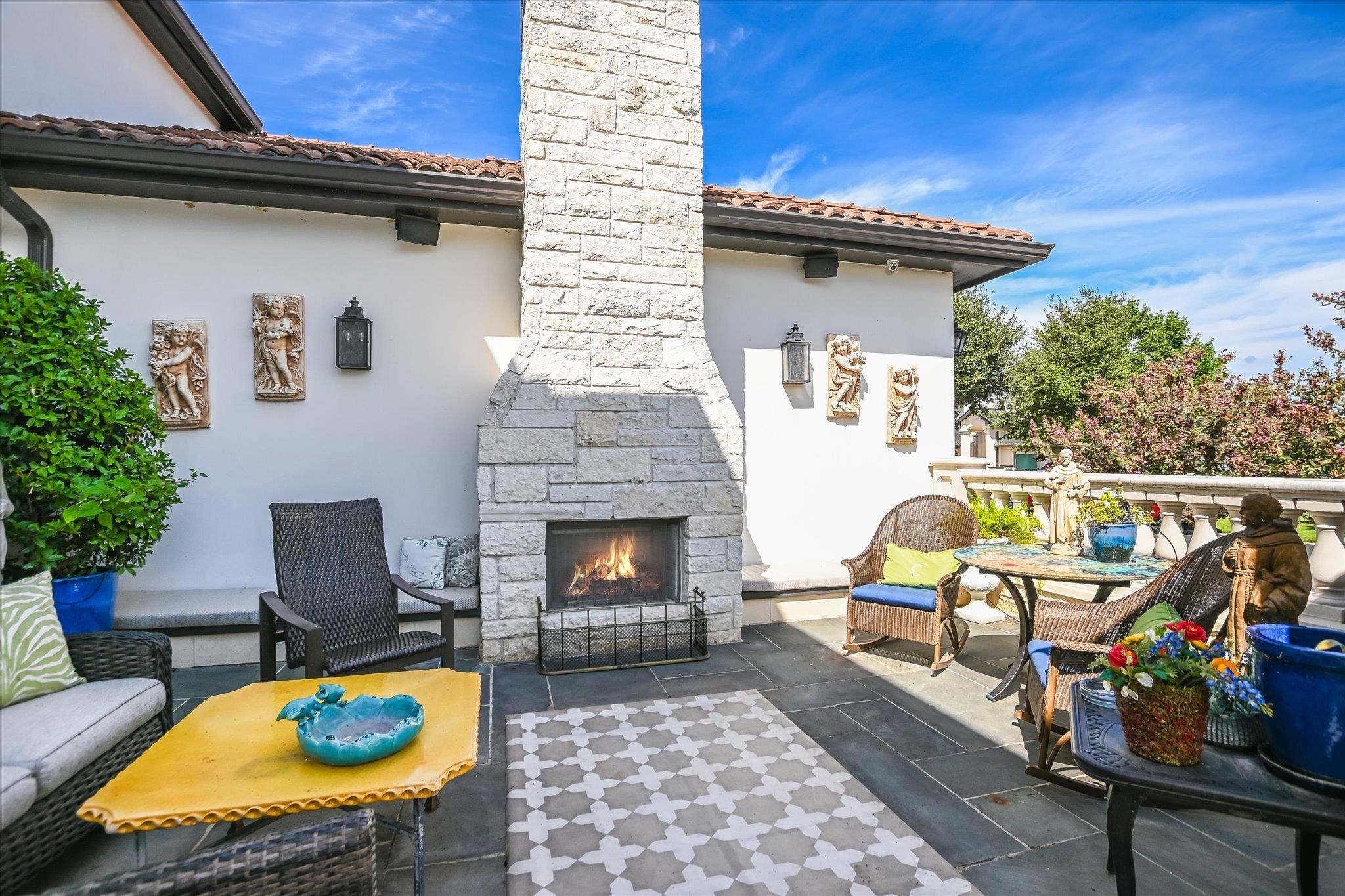 519 Lighthouse Drive