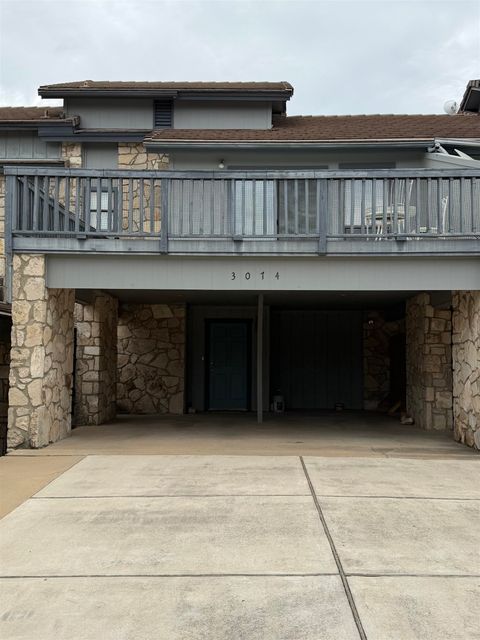 Photo of 307 Crestview, Horseshoe Bay, TX 78657 (MLS # 176125)
