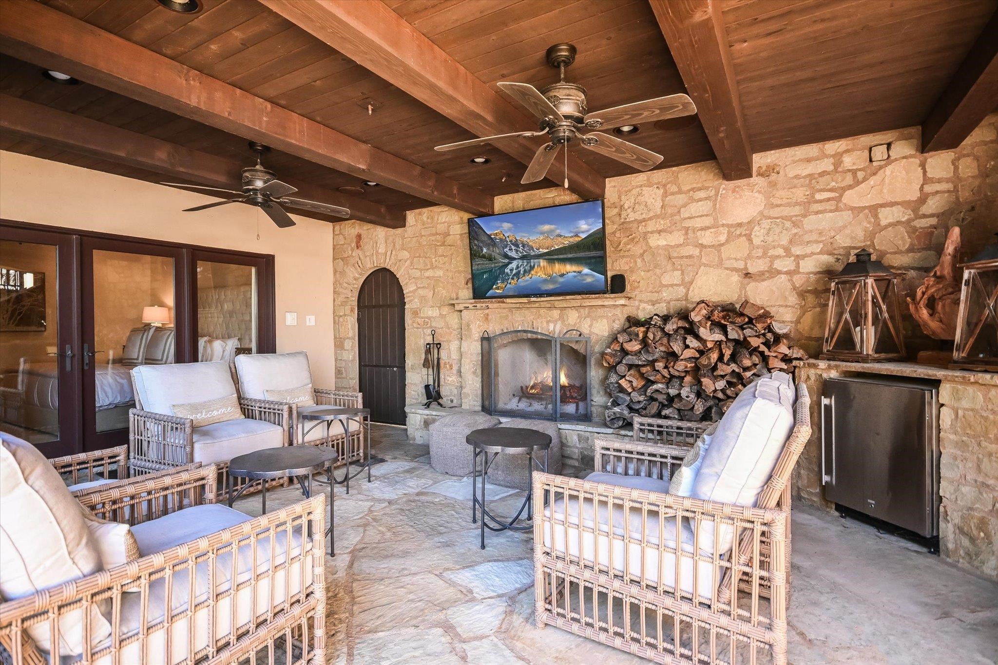 Horseshoe Bay, Texas, 78657, United States, 5 Bedrooms Bedrooms, ,7 BathroomsBathrooms,Residential,Active,2031739