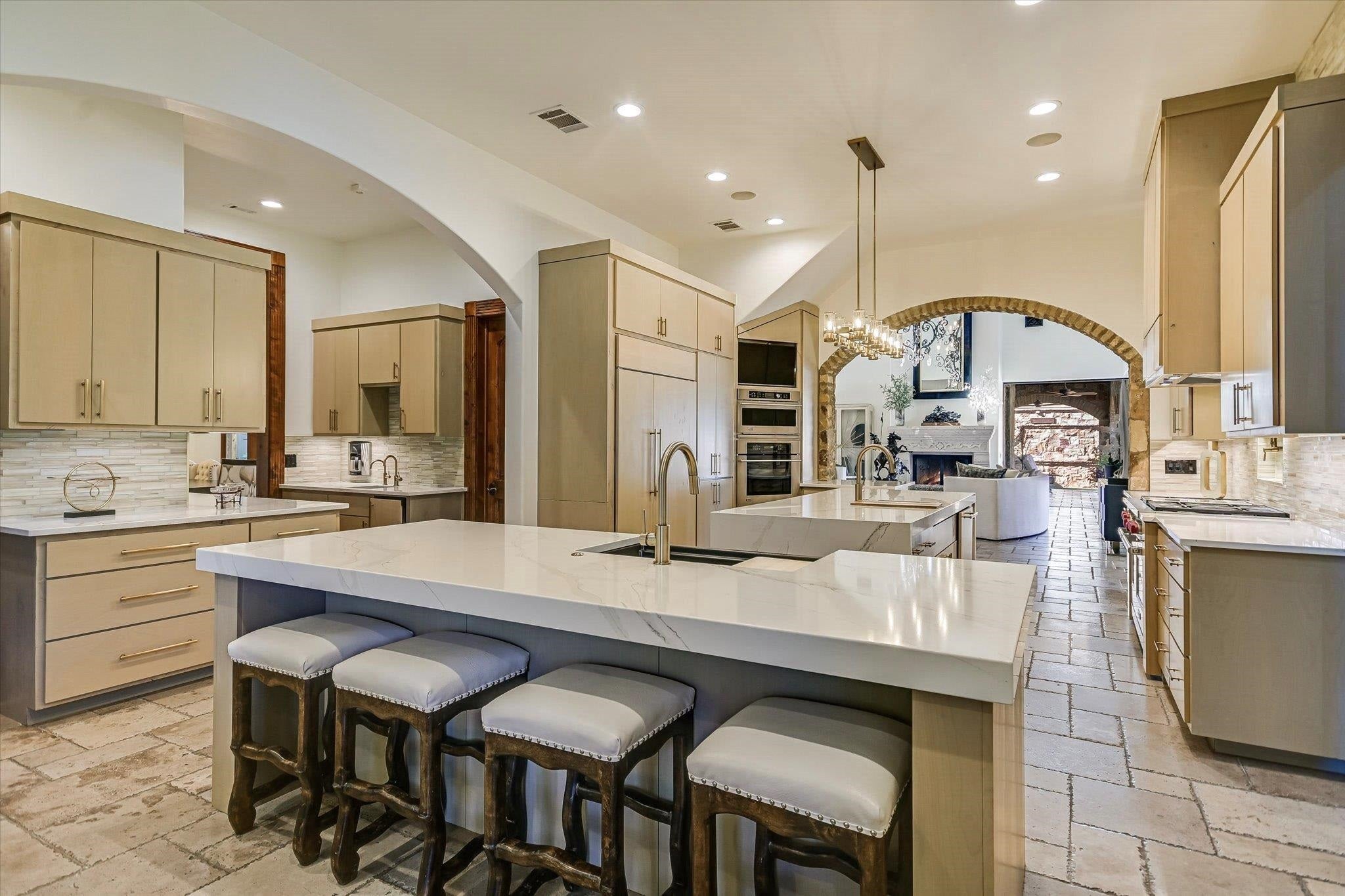 Horseshoe Bay, Texas, 78657, United States, 5 Bedrooms Bedrooms, ,7 BathroomsBathrooms,Residential,Active,2043848