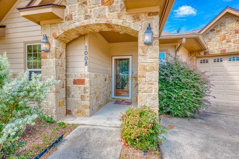Photo of 1008 Laurel Oak Circle, Marble Falls, TX 78654 (MLS # 175231)