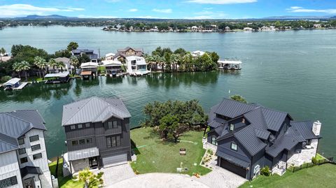 Photo of 7 Pointview Drive, Granite Shoals, TX 78654 (MLS # 175030)