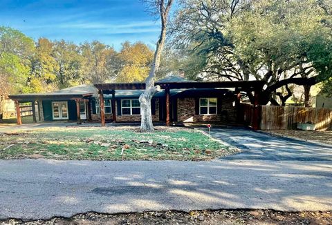 5303 Shady Oaks Cir, Kingsland, TX 78639 - #: 172500