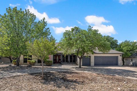 401 Fox Crossing, Burnet, TX 78611 - #: 172861