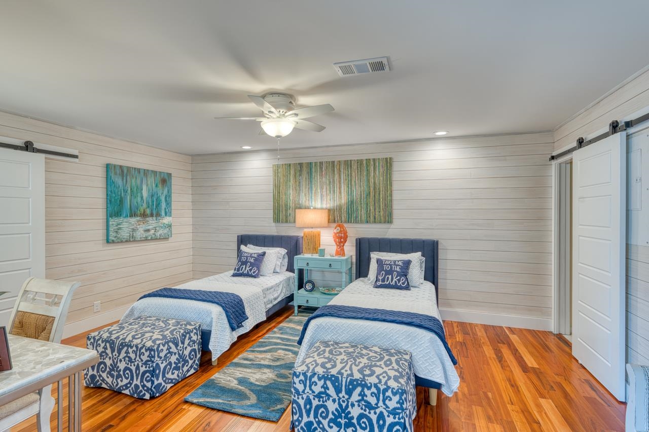 528-6 Lighthouse Drive