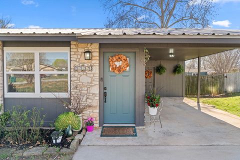 Photo of 1114 Cedar Drive, Marble Falls, TX 78654 (MLS # 176746)