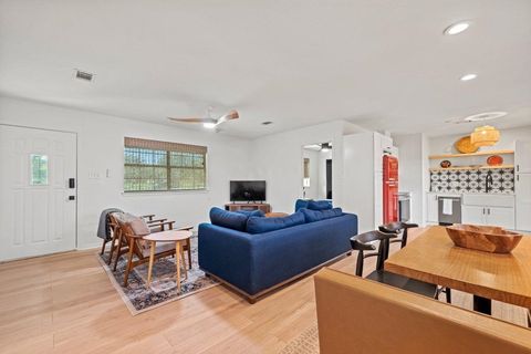 512 W Pecan Drive, Johnson City, TX 78636 - #: 173337