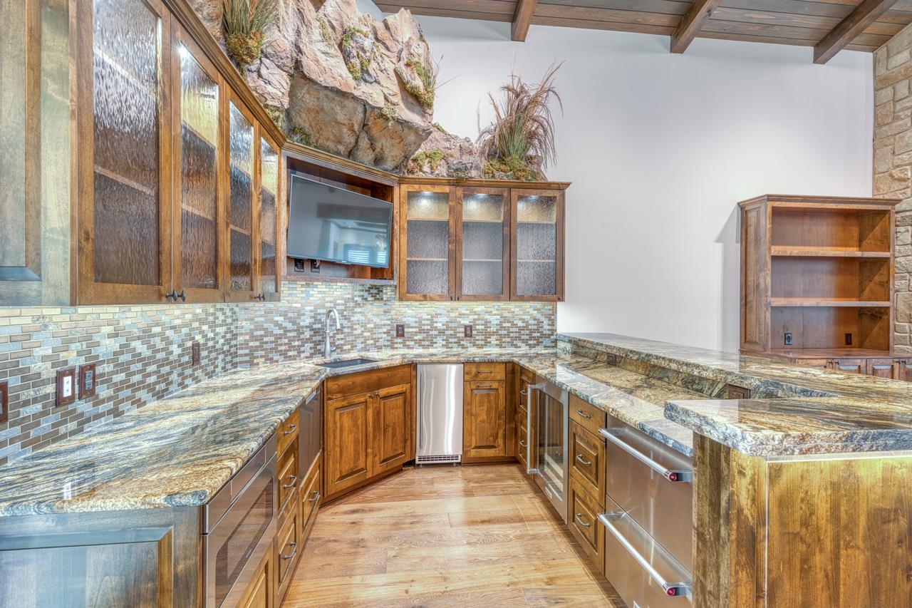 Horseshoe Bay, Texas, 78657, United States, 4 Bedrooms Bedrooms, ,4 BathroomsBathrooms,Residential,Active,2027047