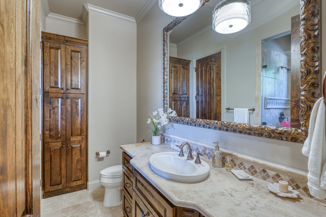 Horseshoe Bay, Texas, 78657, United States, 4 Bedrooms Bedrooms, ,4 BathroomsBathrooms,Residential,Active,2027047