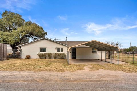Photo of 312 Apache Drive, Burnet, TX 78611 (MLS # 176482)