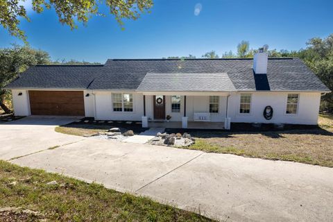Photo of 1011 Santa Fe Trl, Horseshoe Bay, TX 78657 (MLS # 175636)