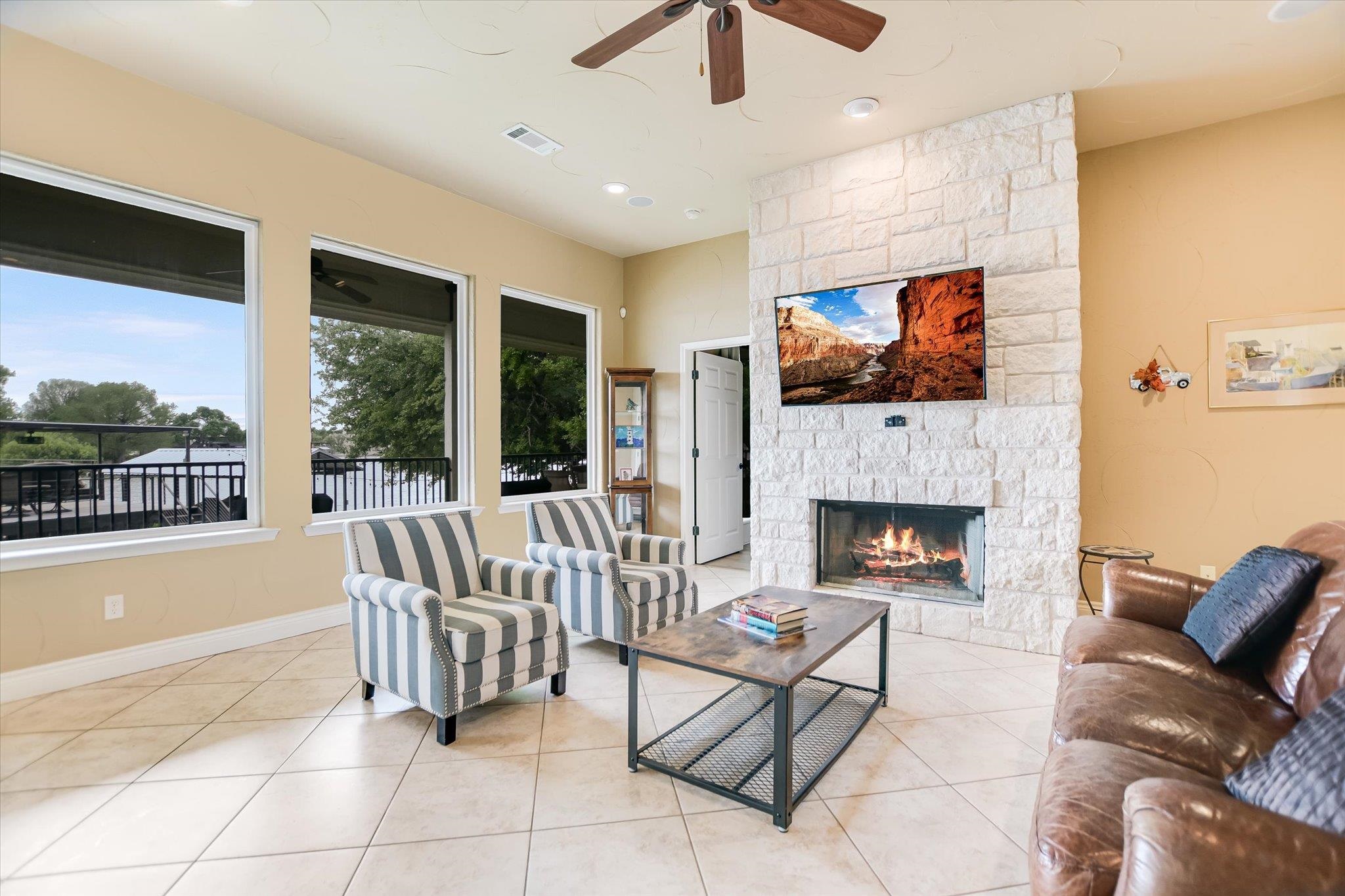 Granite Shoals, Texas, 78654, United States, 3 Bedrooms Bedrooms, ,4 BathroomsBathrooms,Residential,Active,2035580
