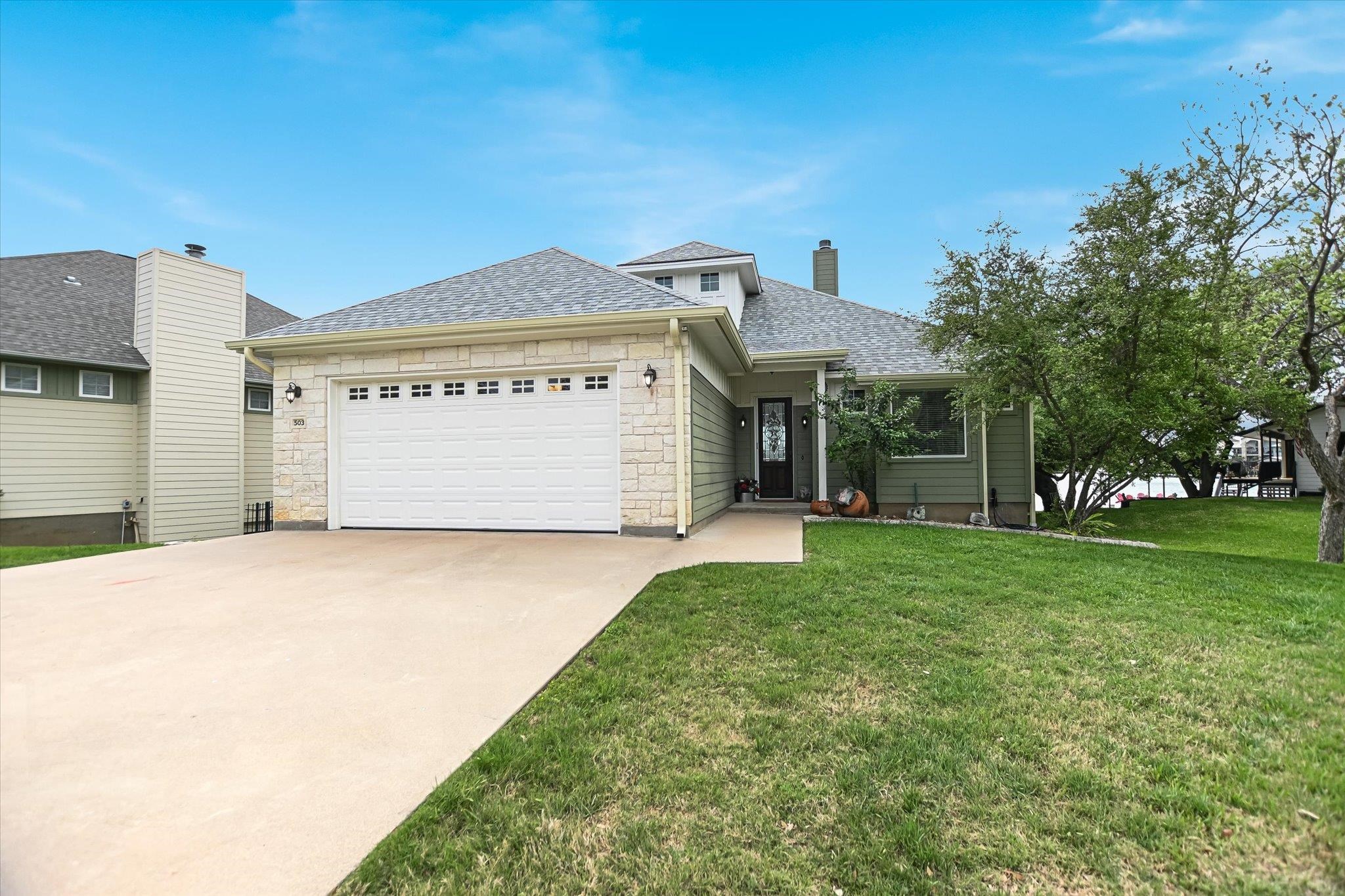 Granite Shoals, Texas, 78654, United States, 3 Bedrooms Bedrooms, ,4 BathroomsBathrooms,Residential,Active,2035580