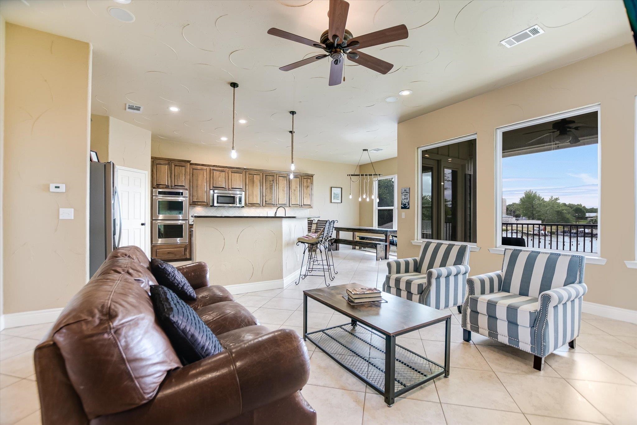 Granite Shoals, Texas, 78654, United States, 3 Bedrooms Bedrooms, ,4 BathroomsBathrooms,Residential,Active,2035580