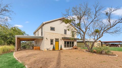 Photo of 6810 River Oaks Drive, Kingsland, TX 78639 (MLS # 175309)