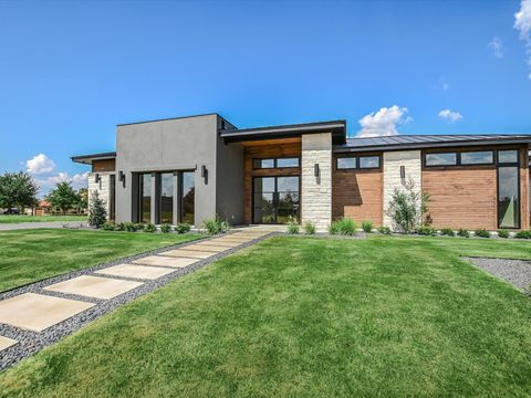 Photo of 105 Island Court, Horseshoe Bay, TX 78657 (MLS # 175136)