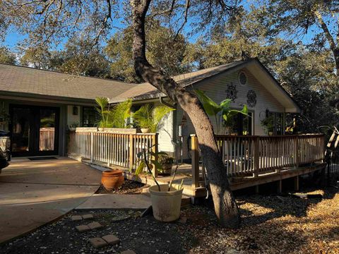 Photo of 1217 CR 132B (Oak Springs Rd), Kingsland, TX 78639 (MLS # 176701)