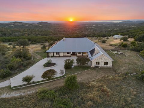 Photo of 450 Threadgill Ranch Rd, Burnet, TX 78611 (MLS # 175804)