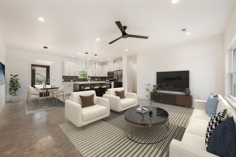 Photo of 1501 Woodcrest Drive, Granite Shoals, TX 78654 (MLS # 174956)