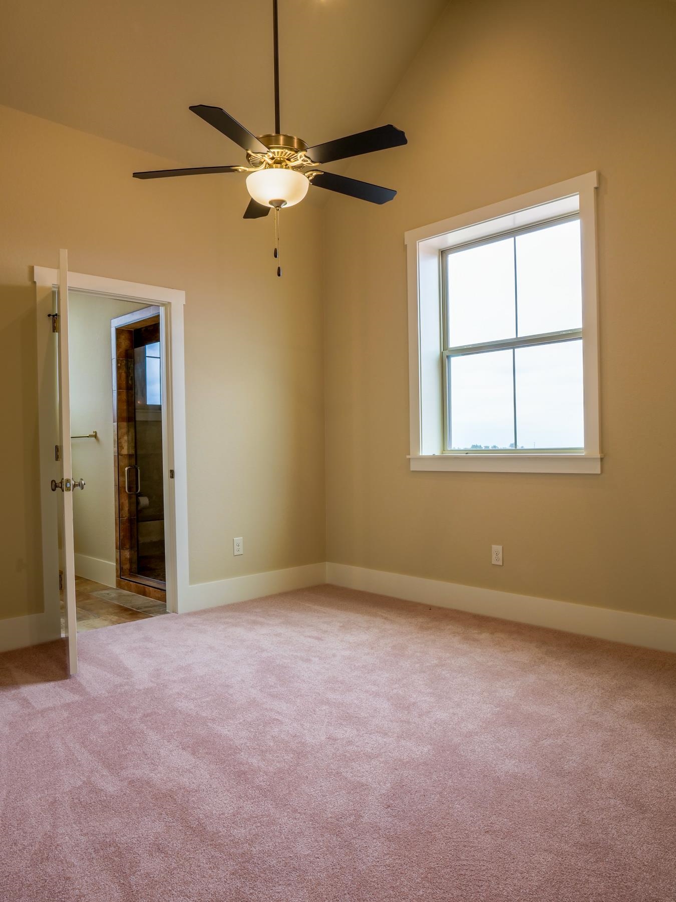 Round Mountain, Texas, 78663, United States, ,3 BathroomsBathrooms,Residential,Active,1748814