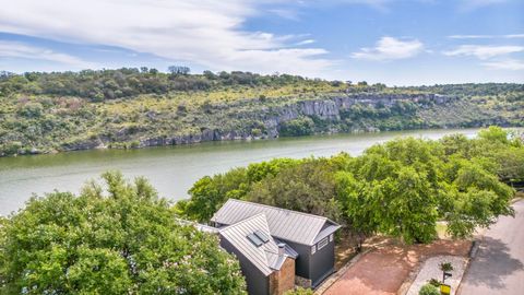Photo of 702 Los Escondidos, Marble Falls, TX 78654 (MLS # 176722)