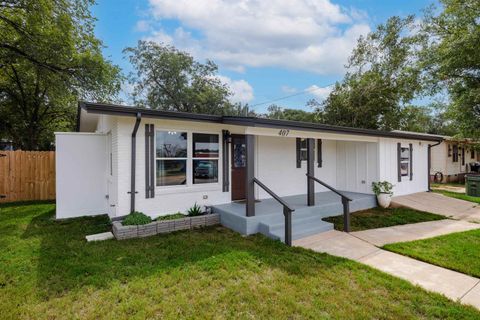 Photo of 407 Lamon St, Burnet, TX 78611 (MLS # 175238)