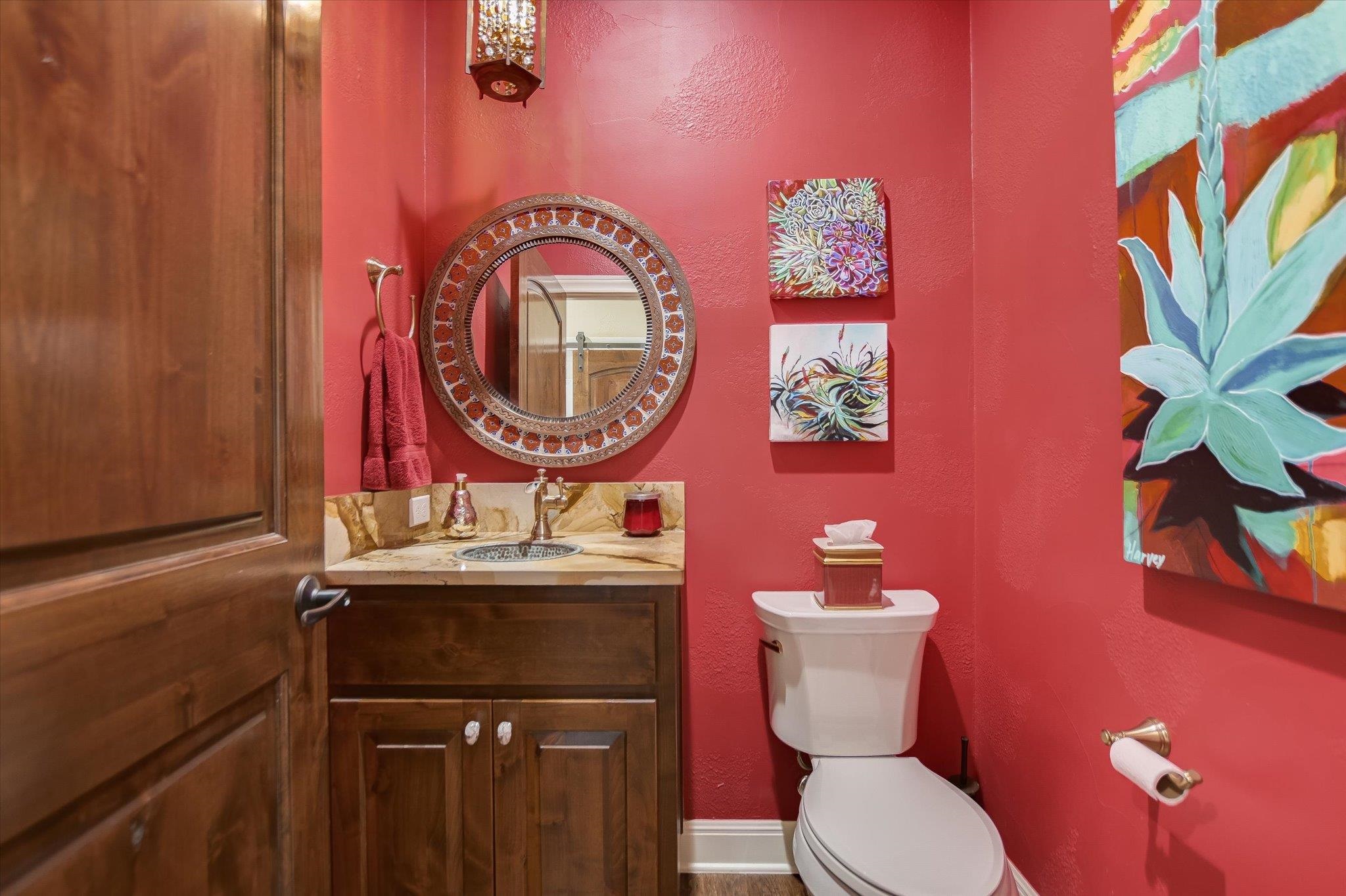 Positioned on two Lake LBJ waterfront lots, 360 Campa Pajama offers ap – image 28