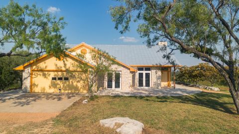 Photo of 95 Gateway N, Marble Falls, TX 78654 (MLS # 174885)