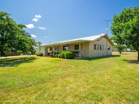 Photo of 10465 W Ranch Road 1431, Buchanan Dam, TX 78609 (MLS # 174583)