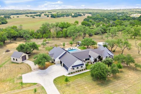 Photo of 338 Morning Dew Drive, Round Mountain, TX 78663 (MLS # 176196)