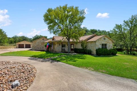 Photo of 284 Skyview Dr, Kingsland, TX 78639 (MLS # 176870)