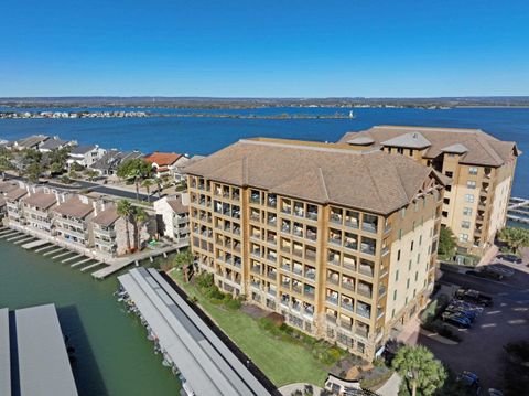 Photo of 1000 The Cape #33 Cpe, Horseshoe Bay, TX 78657 (MLS # 175261)