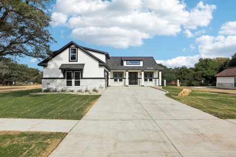 Photo of 320 Yellow Ribbon Trail, Burnet, TX 78611 (MLS # 174932)