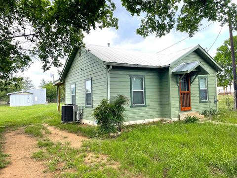 1005 Elm St, Llano, TX 78643 - #: 171566