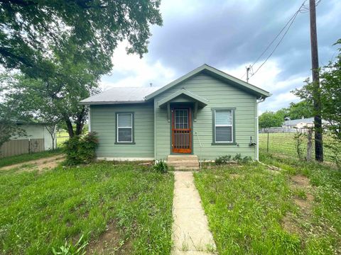 1005 Elm St, Llano, TX 78643 - #: 171566