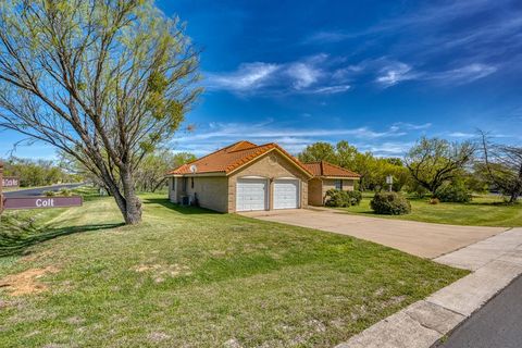 Photo of 100 Colt, Horseshoe Bay, TX 78657 (MLS # 177102)