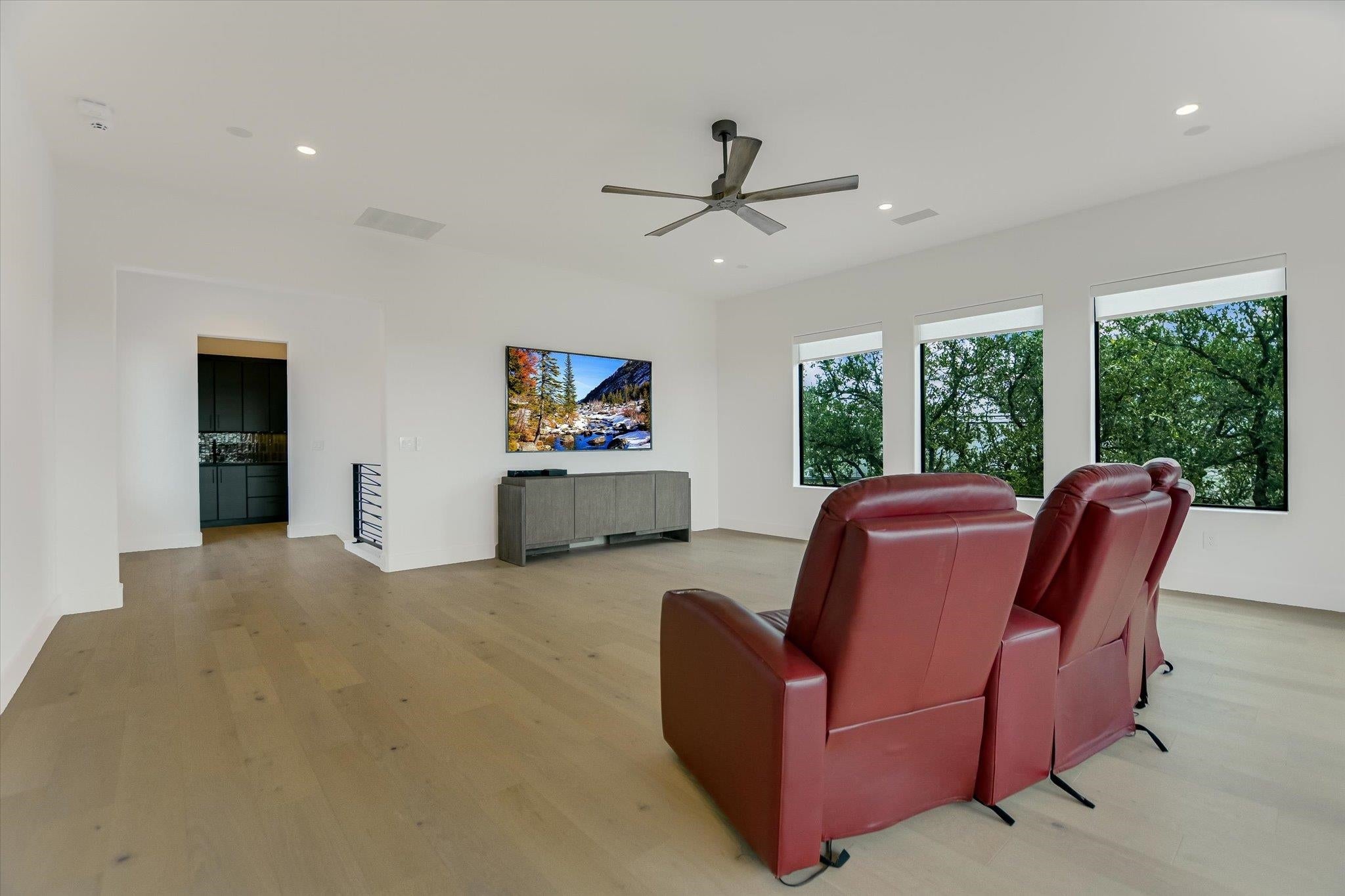 Horseshoe Bay, Texas, 78657, United States, 4 Bedrooms Bedrooms, ,5 BathroomsBathrooms,Residential,Active,2045511