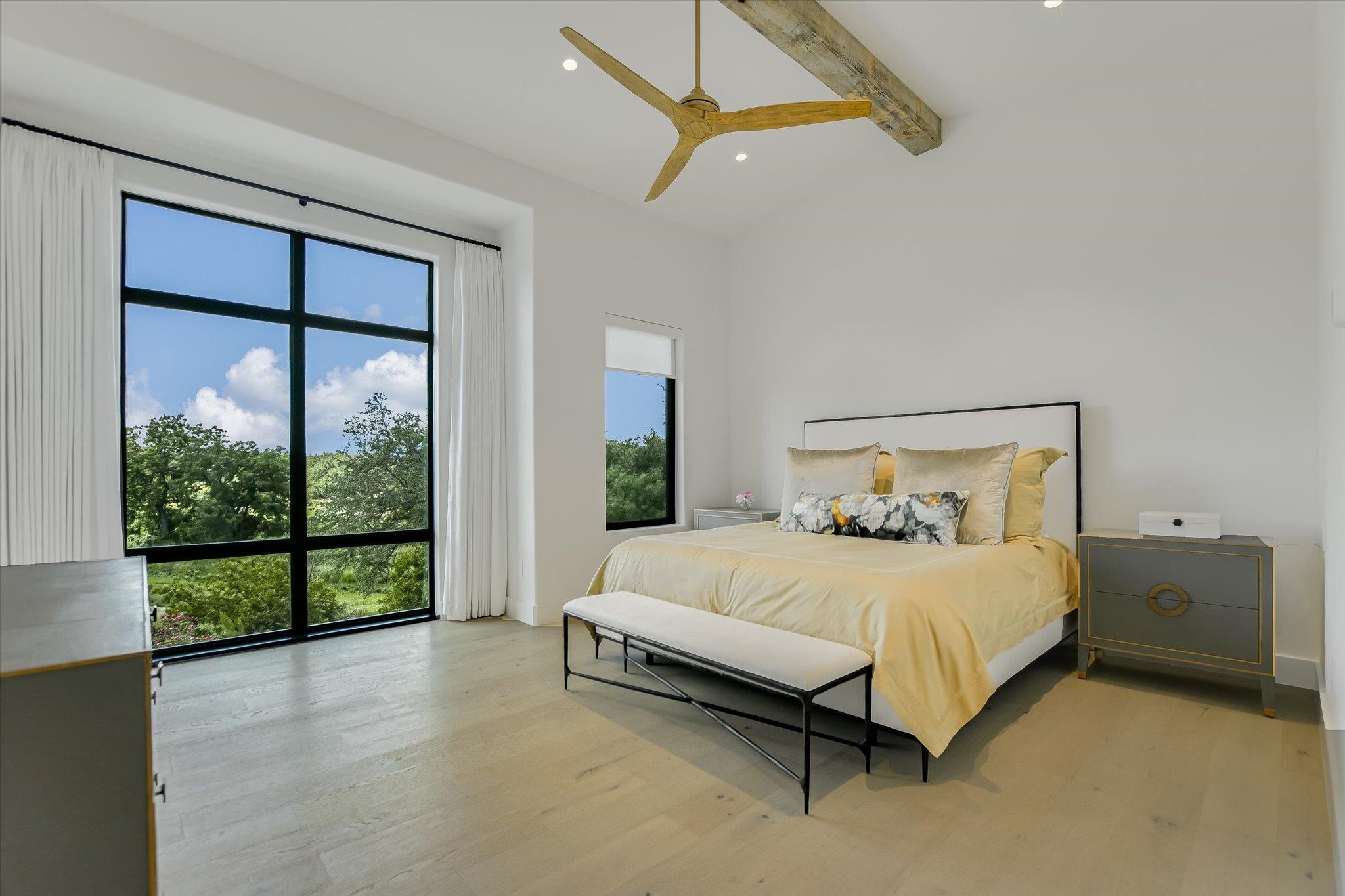 Horseshoe Bay, Texas, 78657, United States, 4 Bedrooms Bedrooms, ,5 BathroomsBathrooms,Residential,Active,2045511