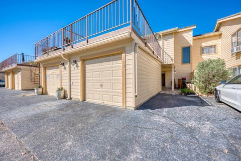 Photo of 1209 Hi Stirrup, Horseshoe Bay, TX 78657 (MLS # 177015)