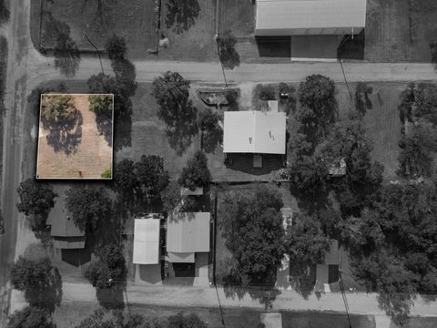 Photo of 261262 Whited St, Tow, TX 78672 (MLS # 176121)