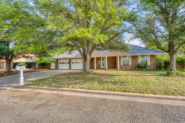 405 E GRANITE ST, LLANO, TX 78643 - Image 6cefa7145ac36d19e6cb8bd0bf8db6c6/2446920418