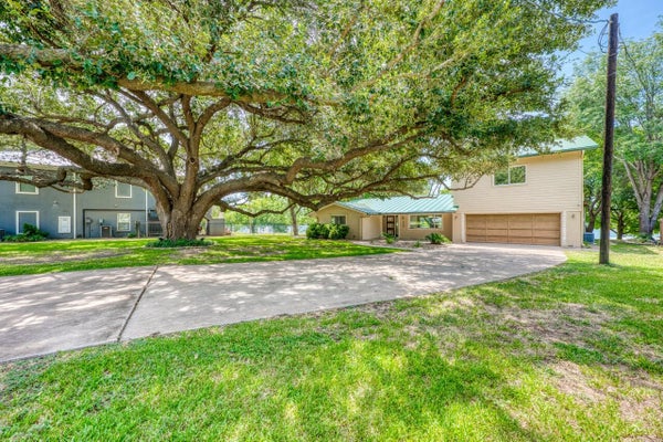 1704 BLUEBONNET LN, KINGSLAND, TX 78639 - Image 6d657a17a69c4f607c371ea39d11bc26/3179581908
