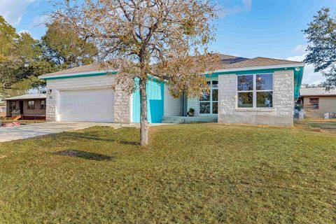 Photo of 111 Cedarhill Drive, Granite Shoals, TX 78654 (MLS # 175499)