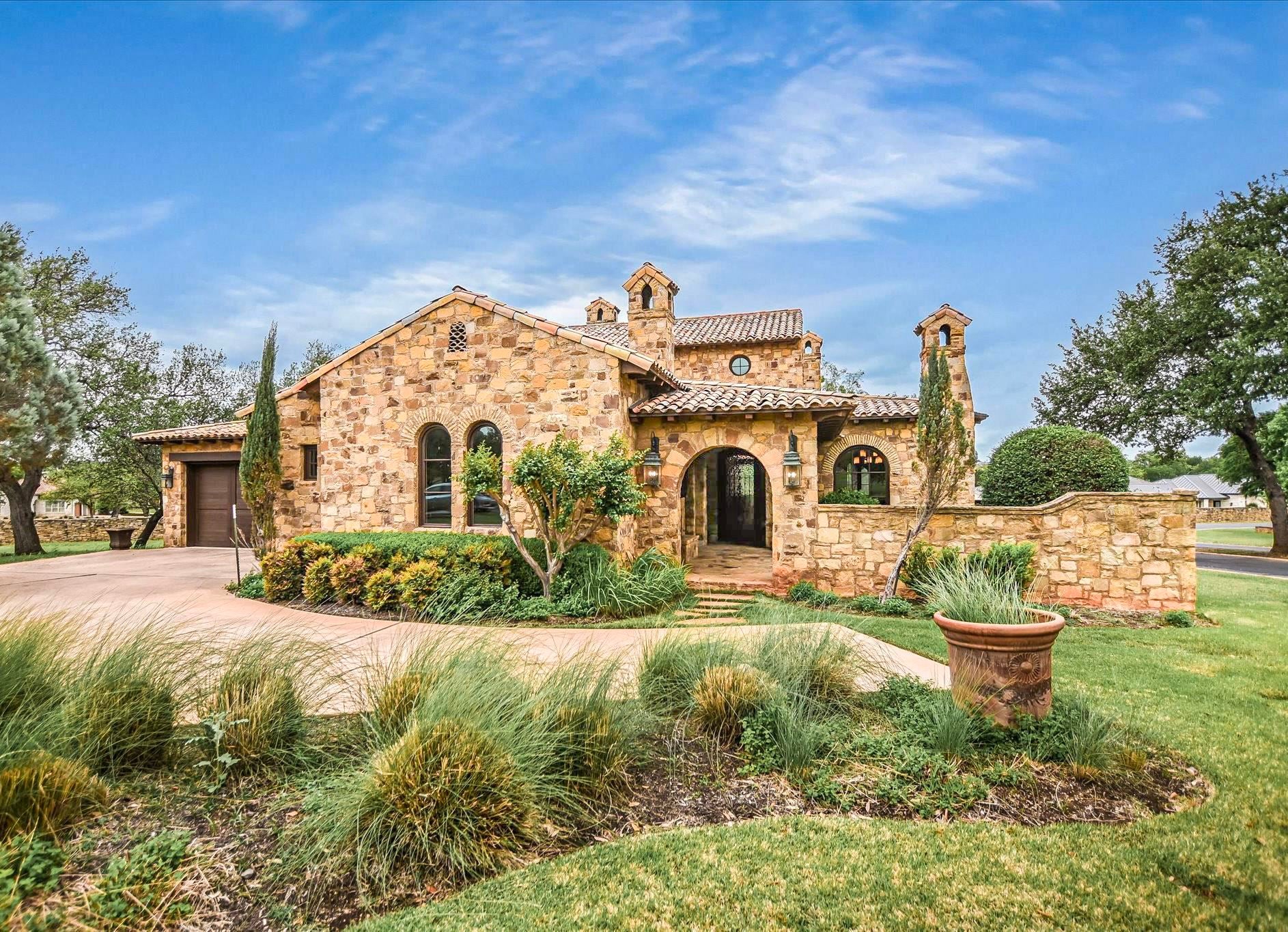 Horseshoe Bay, Texas, 78657, United States, 4 Bedrooms Bedrooms, ,4 BathroomsBathrooms,Residential,Active,2035627