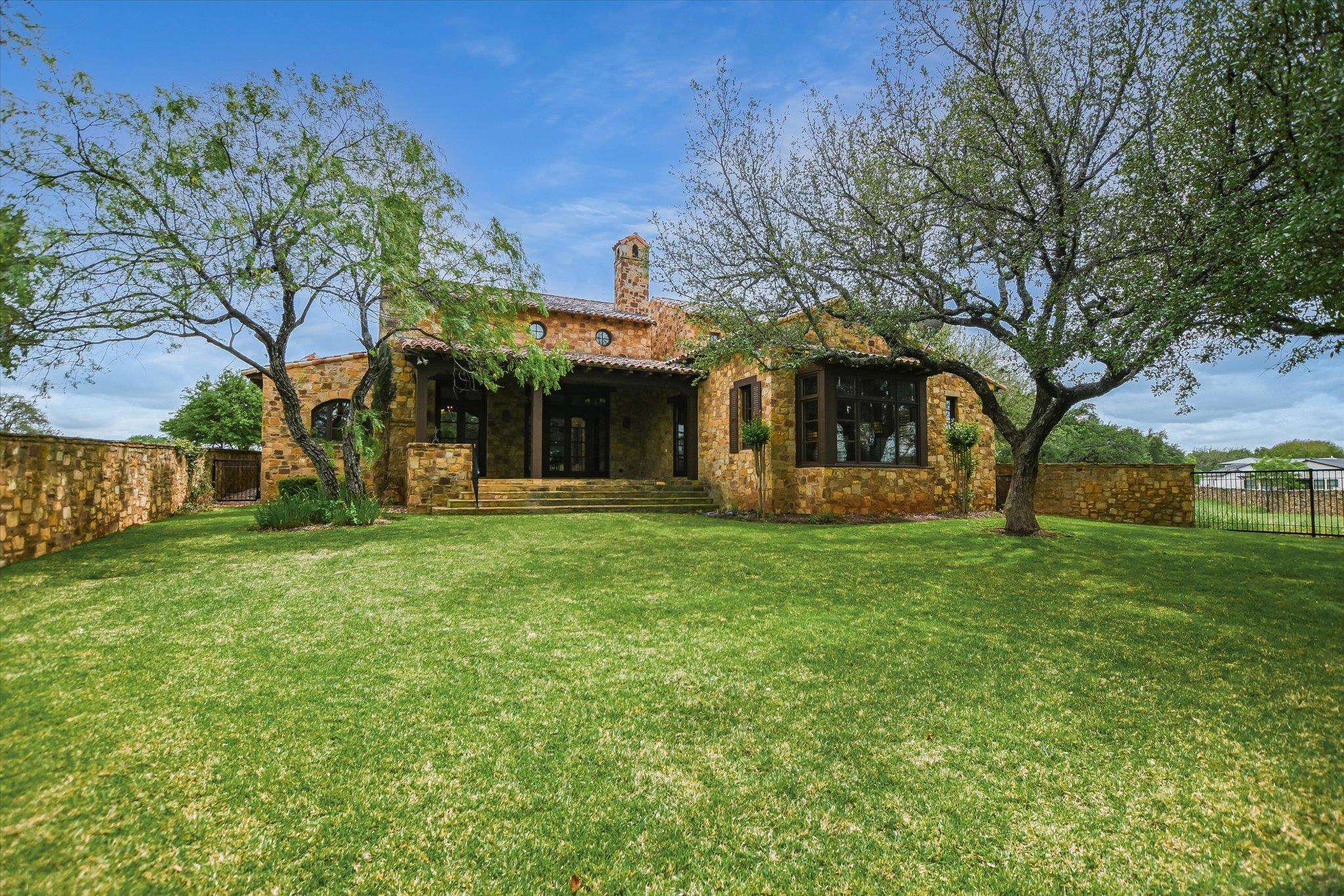 Horseshoe Bay, Texas, 78657, United States, 4 Bedrooms Bedrooms, ,4 BathroomsBathrooms,Residential,Active,2035627